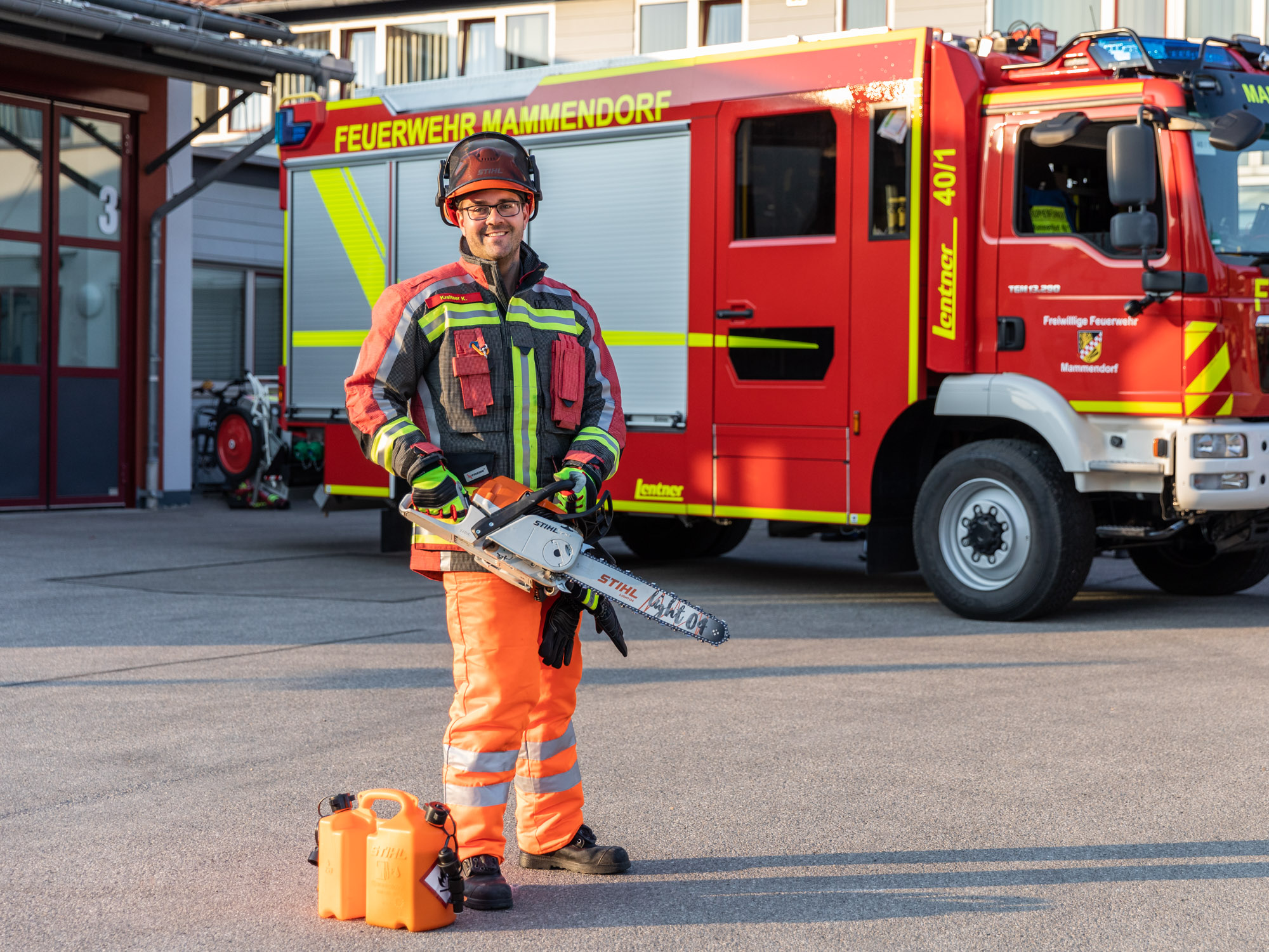Schutzkleidung der Freiwilligen Feuerwehr Mammendorf - Die Schnittschutzkleidung