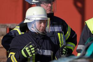 2018-11-10 14 Feuerwehr Technische-Unfallrettung TF