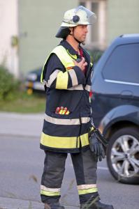2019-09-10 12 Feuerwehr Monatsuebung Tiefgaragenbrand TF