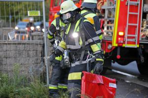 2019-09-10 28 Feuerwehr Monatsuebung Tiefgaragenbrand TF